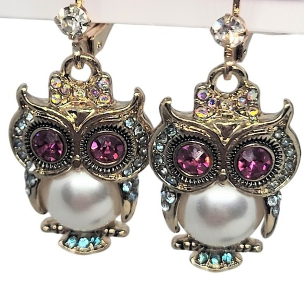 Betsey Johnson Gold Tone Owl Drop Earrings Rhinestone Pearl Crystal NWOT SKUJ111